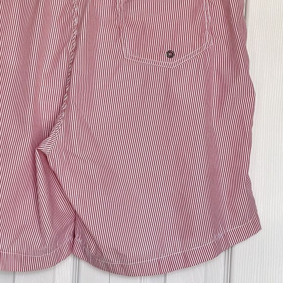 Trunks Surf Swim Co Mens XXL Red White Striped Seersucker Swim Board Shorts - Picture 16 of 16
